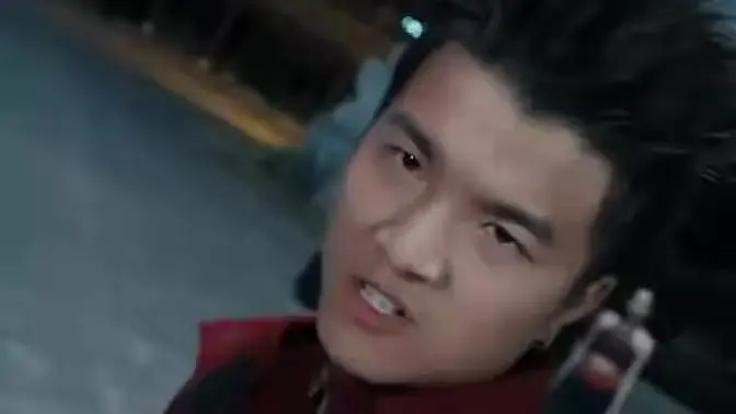 《尊龙》：一段传奇影星的悲情人生，华裔演员的探索与挣扎